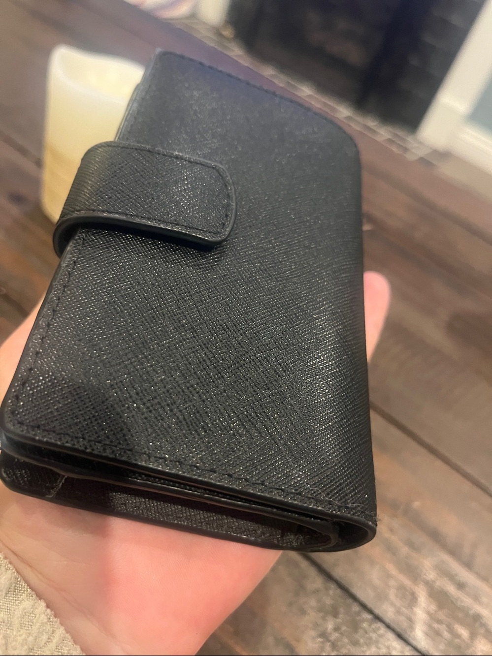 Michael Kors Saffiano Leather Medium Bifold Wallet - Picture 7 of 16